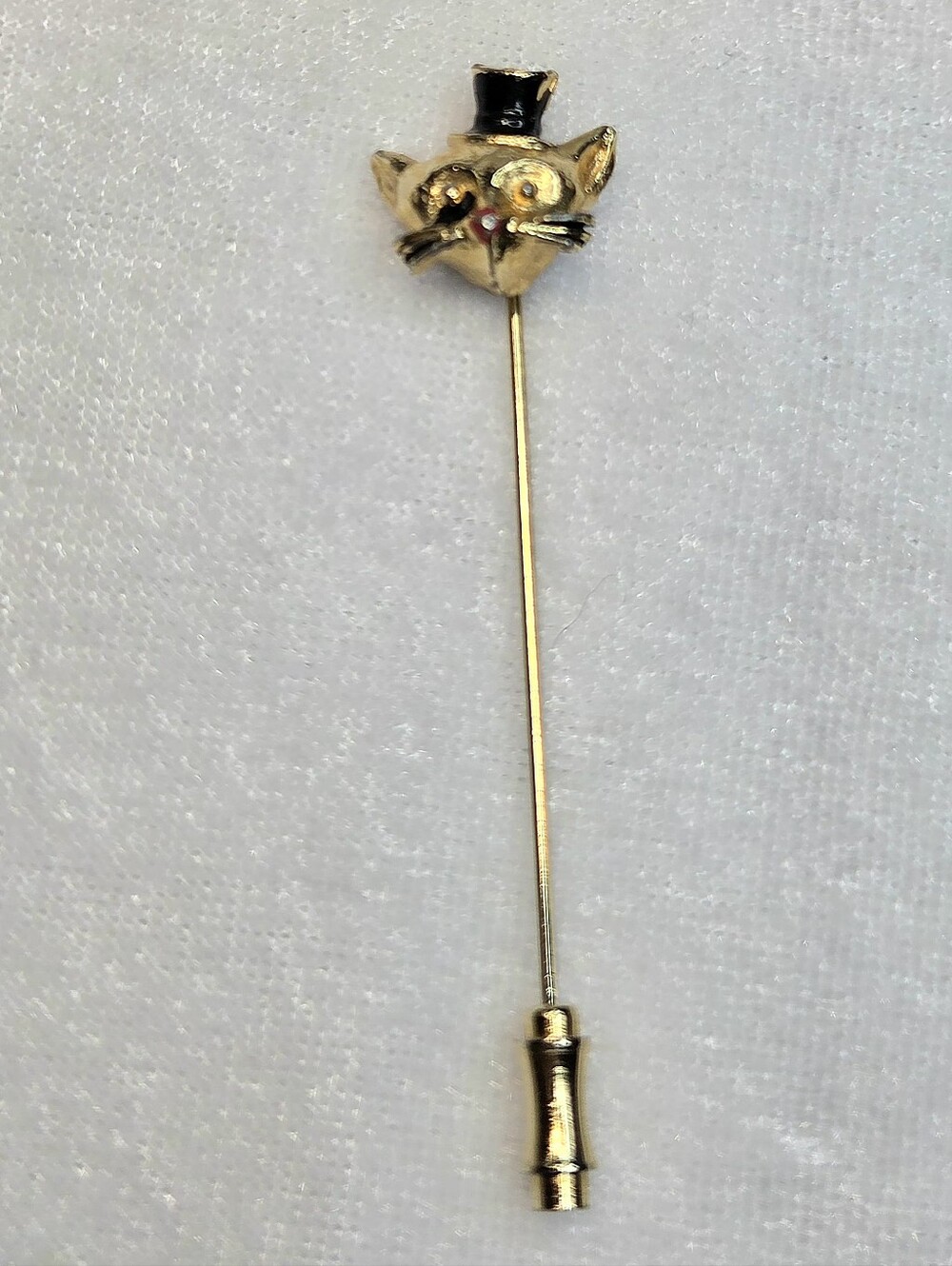 Vintage Gold-toned whimsical Top Hat Cat Head Stick Pin